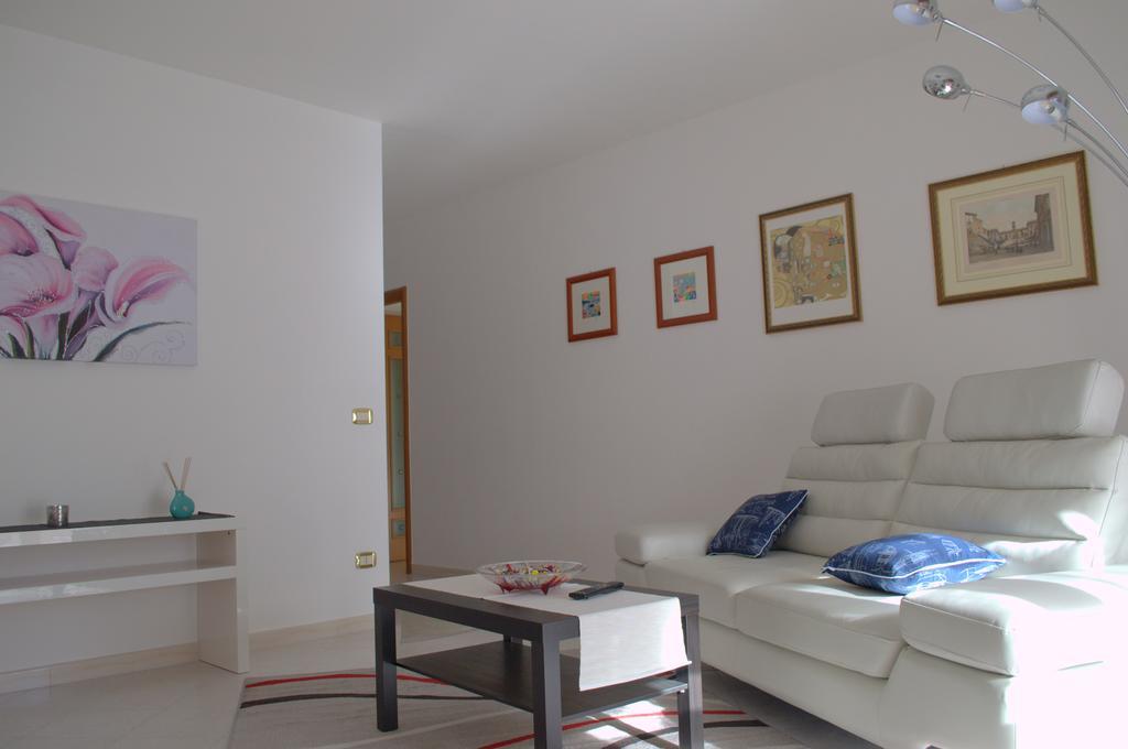 Casa Vacanze La Rocca Matera Quarto foto